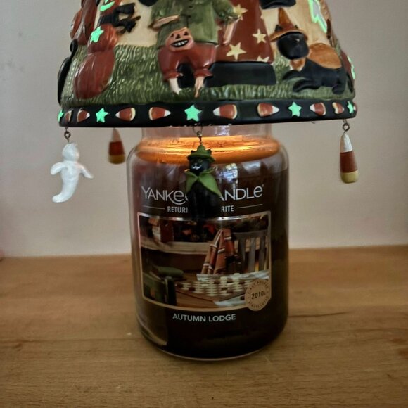 Yankee Candle Halloween Jar Shade by Teresa Kogut (2005) – Glow-in-the-Dark Ghos - Picture 10 of 12